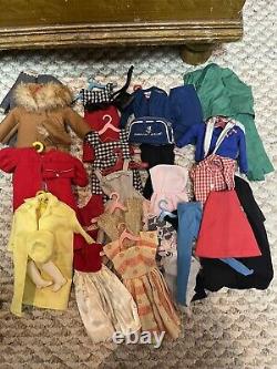 1958 Pats Pending Barbie Doll Clothing Accessories? & Case (1962) collection Lot