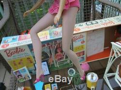 1964MISS BARBIEBOXMINT DOLL+SETSWINGWIGSSTANDOSSBACKDROP1st BEND LEGS