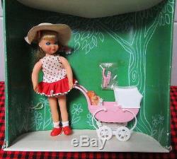 1966 EXTREMELY RARE Barbie Vtg. TUTTIBOXED SETWALKIN`MY DOLLY! 3552NEW+MINT