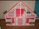 1985 BARBIE DREAM HOUSE PINK WHITE VINTAGE withFURNITURE GOOD CONDITION