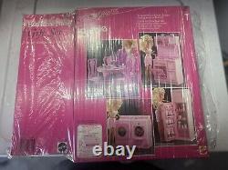 1990 Pink Sparkles Beauty Bath & Bathtime Fun Barbie Mattel #5156 #9601 sealed