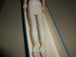 1997 Carnaby Street Barbie Near Mint in Original Box 126/140