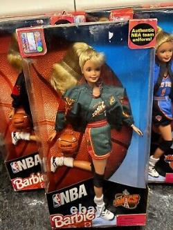 1998 7 Barbie dolls NBA lot Bulls Jazz Knicks Pistons Sonics Hawks basketball