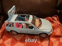 2004 Barbie Happy Family Nearly Complete Working Smart House and Blue Volvo