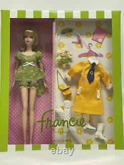 2011 NIGHTY BRIGHTS FRANCIE GIFTSET Silkstone Gold Label Barbie V0457 NRFB