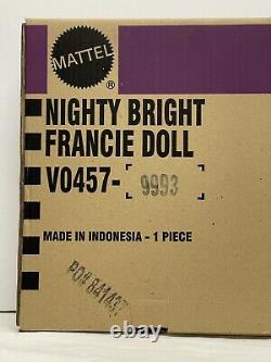 2011 NIGHTY BRIGHTS FRANCIE GIFTSET Silkstone Gold Label Barbie V0457 NRFB