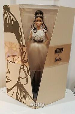 2020 BARBIE by MATTEL STAR WARS DOLL REY GOLD LABEL MINT CONDITION GLY28