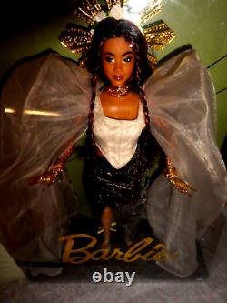 2024 Exqusite Asian Philippine American Barbie Styled By Design 2 Mint Shipper