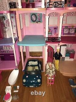 3 Barbie Dream Houses Malibu Mall Beetle Dolls Clothes Furn! Local Pick Up Only
