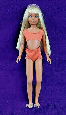 5 Vintage Malibu TNT Mod Doll Lot Barbie Skipper Ken PJ Francie Orig. S/S Towels