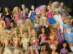 BARBIE DOLL HUGE LOT OF 55 DOLLS SOME With CLOTHES BARBIE KEN KELLY