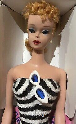 BEAUTIFUL Vintage #4 Blonde BARBIE withBox SS Heels Book Solid Body, MINT 60s