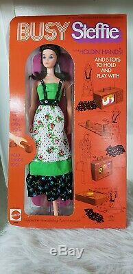 BUSY STEFFIE Barbie Doll with Holdin' Hands in Mint Box Vintage 1970's 1971 Rare