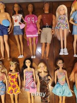 Barbie Doll And Friends Dressed, Accesories And Shoes, lot Of 50 Dolls. # CC-19