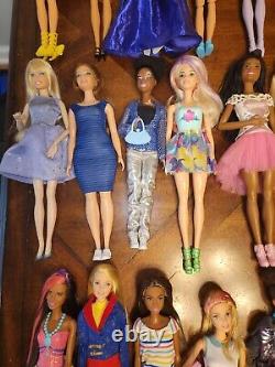 Barbie Doll And Friends Dressed, Accesories And Shoes, lot Of 50 Dolls. # CC-19