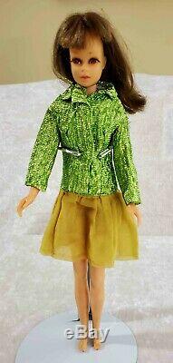 Barbie Doll Vintage Collection From 1962-1966 Dolls Clothing Cases & Accessories