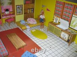 Barbie Dream House 1962 Repro Near Mint Condition Plus Teen Barbie Doll