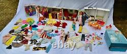 Barbie Mattel 16 dolls 1960s lot clothes, accessories, cases, airline airplane