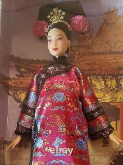 Barbie Princess Of The World Lot of 3 Dolls, China 53368 Nile 53369 Greece B3461