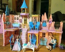 Barbie Princess and the Pauper LOT- 4 dolls, Royal Castle and Carriage