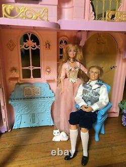 Barbie Princess and the Pauper LOT- 4 dolls, Royal Castle and Carriage