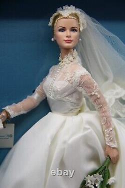 Barbie Silkstone Gold Label Grace Kelly The Bride Doll 2011 Mint