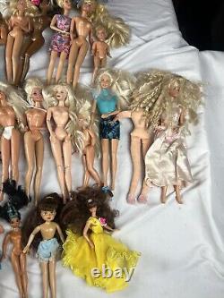 Barbie doll & clothing Lot