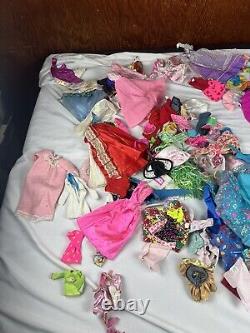 Barbie doll & clothing Lot