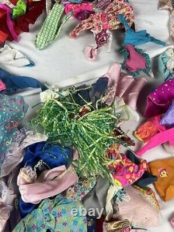 Barbie doll & clothing Lot