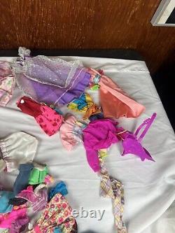 Barbie doll & clothing Lot