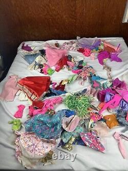 Barbie doll & clothing Lot