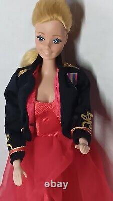 Barbie doll lot 9 Barbies in different out fits Mattel