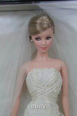 CAROLINA HERRERA BRIDE BARBIE Doll Blonde Gold Label Collector B9797 2005 MINT
