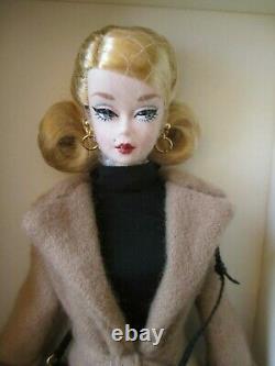 Classic Camel Coat Silkstone Barbie. NRFB Gold Label Mint