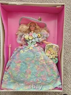 Collectible barbie dolls lot new