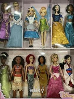 Disney Store 2021 Princess 12 Doll Gift Set VERY RARE With Alice In Wonderland