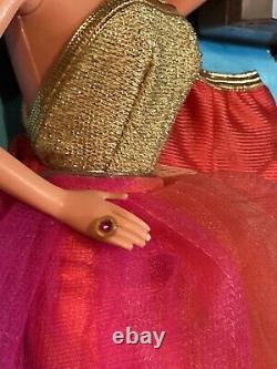 FASHION PHOTO BARBIE DOLL With PLAY CAMERA Mattel 2210 Vintage 1977 NRFB NIB