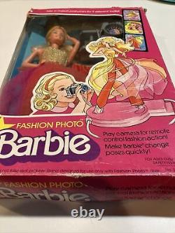 FASHION PHOTO BARBIE DOLL With PLAY CAMERA Mattel 2210 Vintage 1977 NRFB NIB