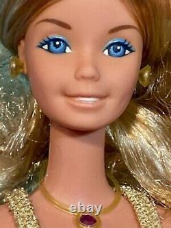 FASHION PHOTO BARBIE DOLL With PLAY CAMERA Mattel 2210 Vintage 1977 NRFB NIB