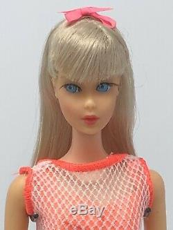 GORGEOUS Vintage Silver Platinum Blonde Twist N Turn Barbie Mint in Swimsuit OSS