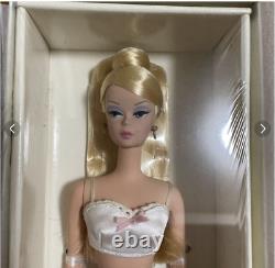 Gold Label Barbie Doll Fashion Model Collection 2000 Near Mint