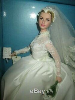 Grace Kelly The Bride Silkstone Barbie NRFB Mint 2011 Gold Label #T7942