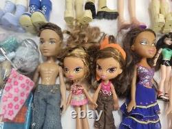 HUGE LOT OF 24 VINTAGE BRATZ GIRLS & BOYS DOLLS With CLOTHING, ACCESSORIES, SHOES