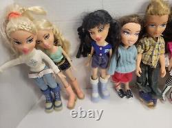 HUGE LOT OF 24 VINTAGE BRATZ GIRLS & BOYS DOLLS With CLOTHING, ACCESSORIES, SHOES