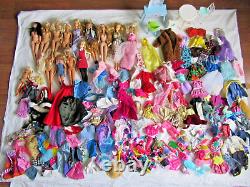 HUGE Lot Barbie Dolls and Clothes Shoes Bags Hats Accessories 300+ Pieces