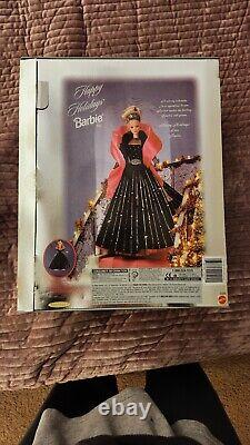 Happy Holidays Barbie Doll Special Edition 1998, Mint Condition In Box