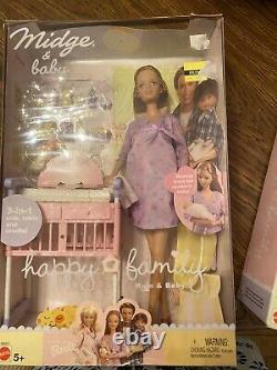 Happy family barbie lot With Mom, Dad, Children, Grandparents, store, Car, Doctor