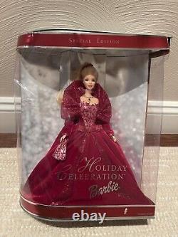 Holiday Barbie Dolls Vintage Set In Box