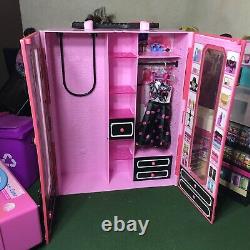 Huge Lot 15 vintage Barbie, Ken, Skipper & Baby girl dolls Mattel & Accessories