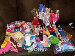 Huge Vintage Barbie Doll & Clothing Lot 280+ piece